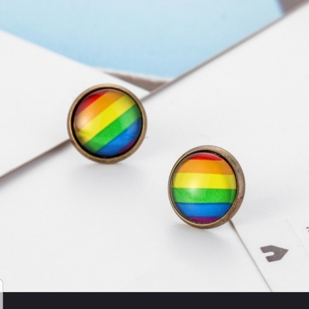 🌈🌈🌈Cute PRIDE earrings🌈🌈🌈